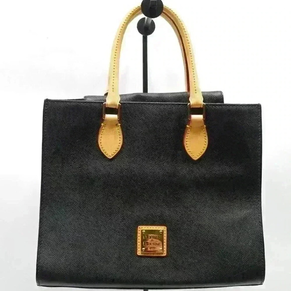Dooney & Bourke Handbags - NWOT Dooney & Bourke Wexford Black Leather Purse